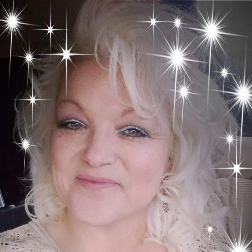 Meet your Posher, Holly shea